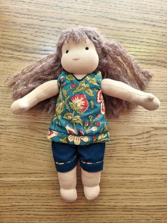 Small Doll Lisa
