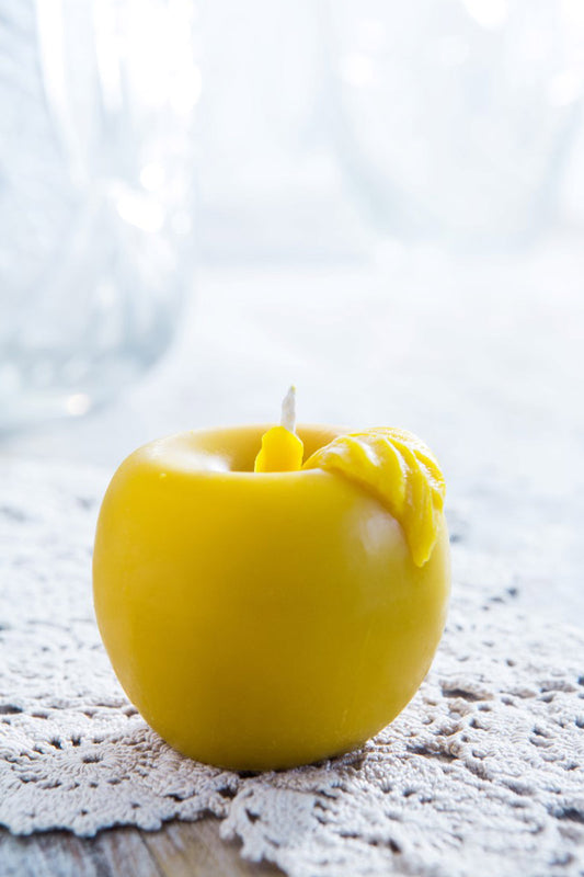 Apple Candle
